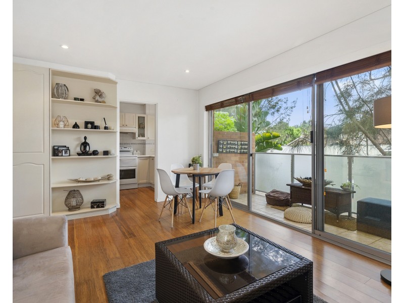 2/30 Elaine Avenue, Avalon Beach NSW 2107