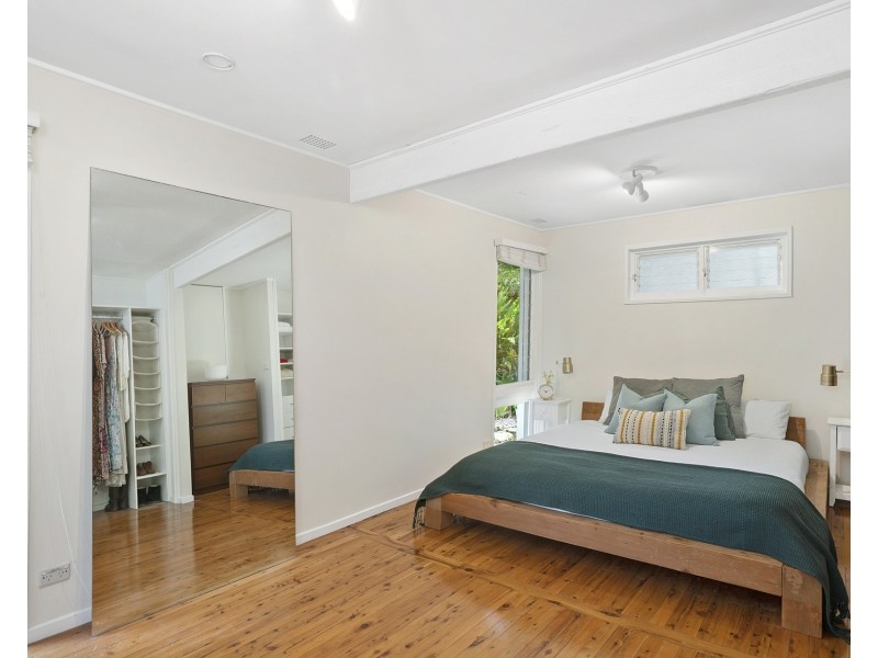 26 Dolphin Crescent, Avalon Beach NSW 2107