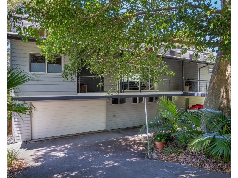 9 Dolphin Crescent, Avalon Beach NSW 2107