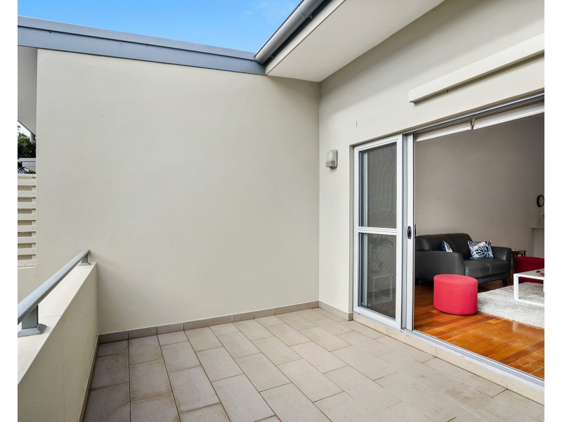 16/377 Barrenjoey Road, Newport NSW 2106