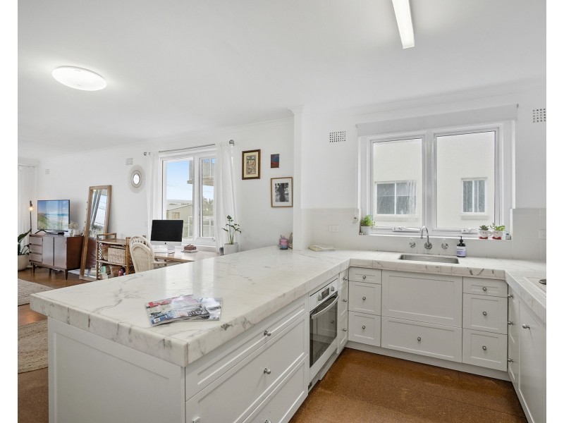 8/179 Ocean Street, Narrabeen NSW 2101