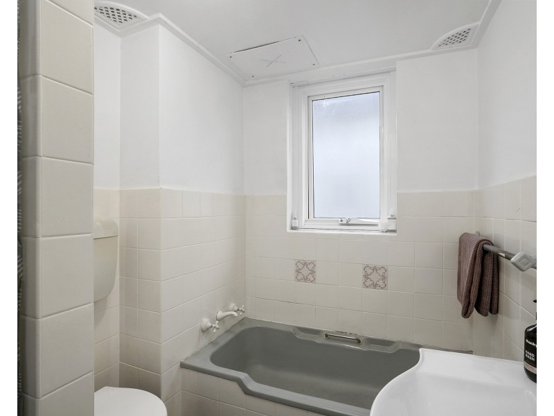 8/179 Ocean Street, Narrabeen NSW 2101