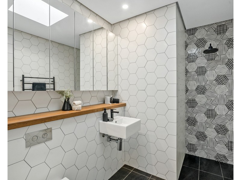 28 Watkins Road, Avalon Beach NSW 2107