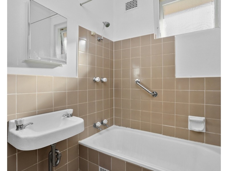 9/11 Frazer Street, Collaroy NSW 2097