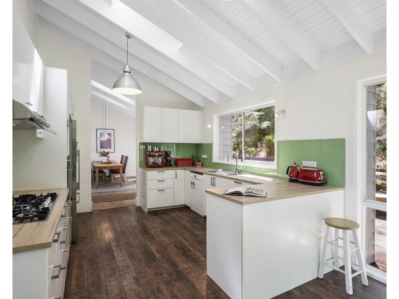 8 Crane Lodge Place, Avalon Beach NSW 2107