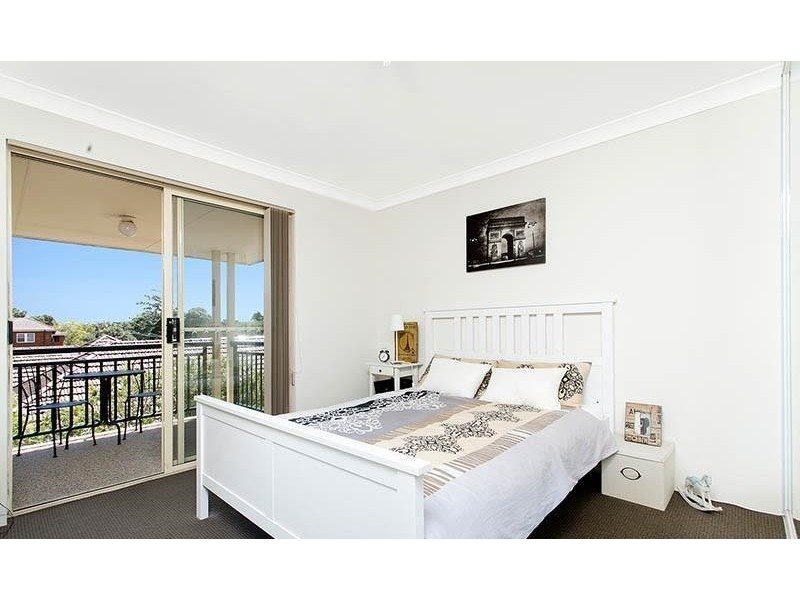 9/124 Flora Street, Sutherland NSW 2232