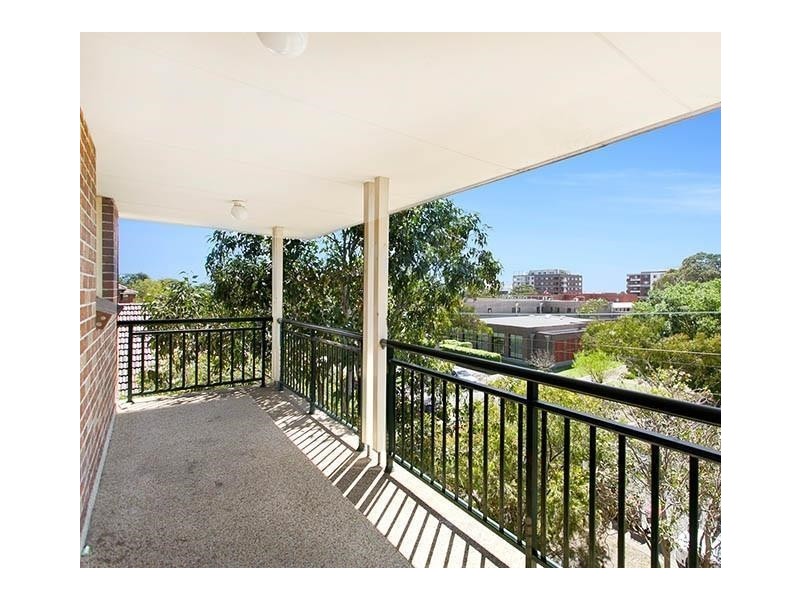 9/124 Flora Street, Sutherland NSW 2232