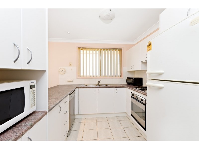 1/328 Forest Road, Kirrawee NSW 2232