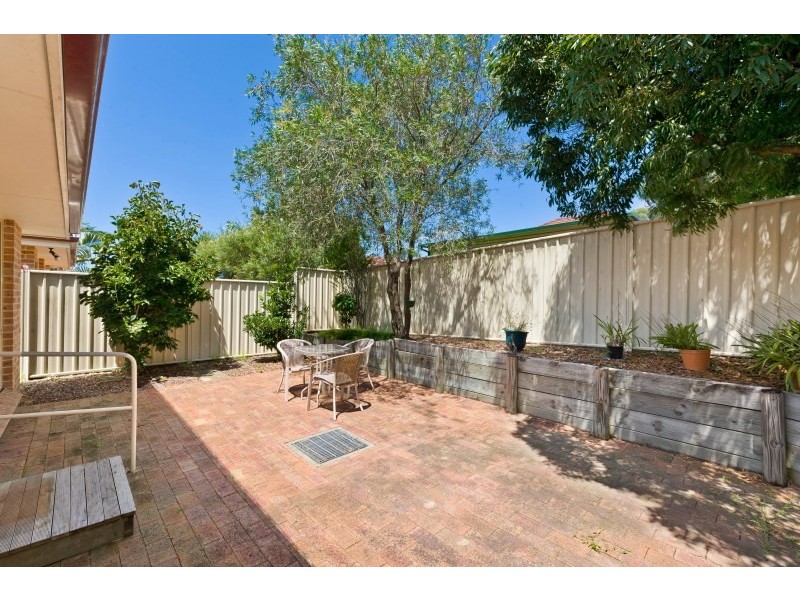 1/328 Forest Road, Kirrawee NSW 2232