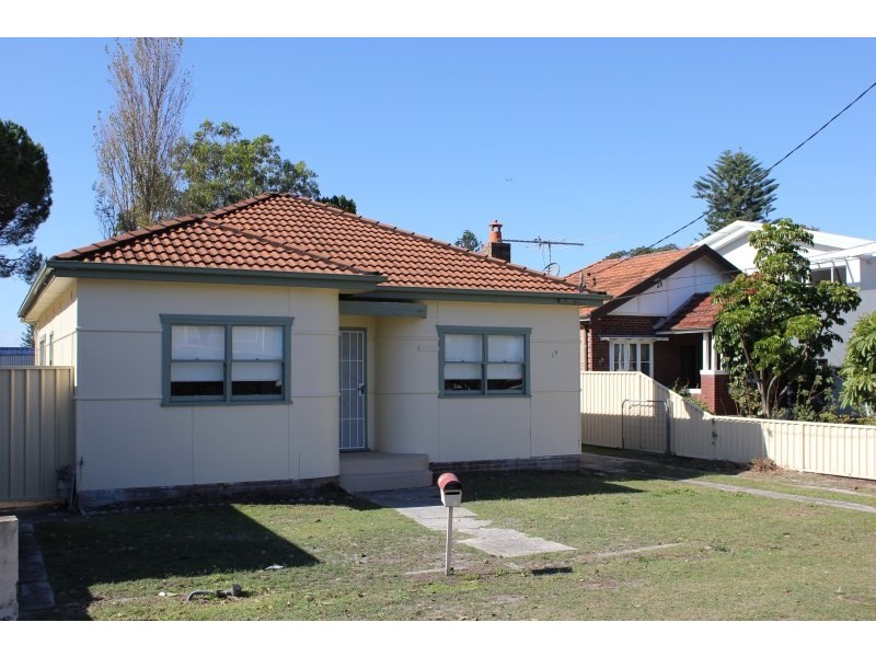 19 Napoleon Street, Sans Souci NSW 2219