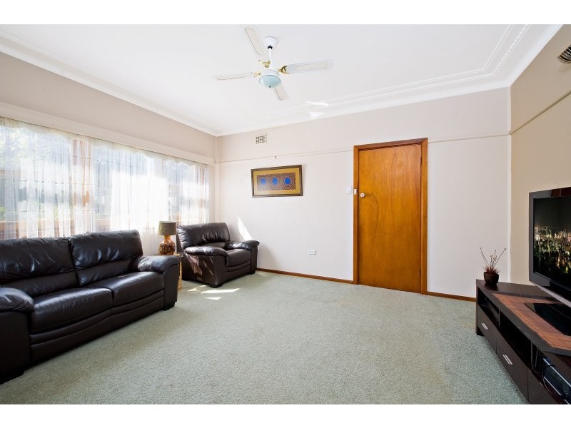 17 Tergur Crescent, Caringbah NSW 2229