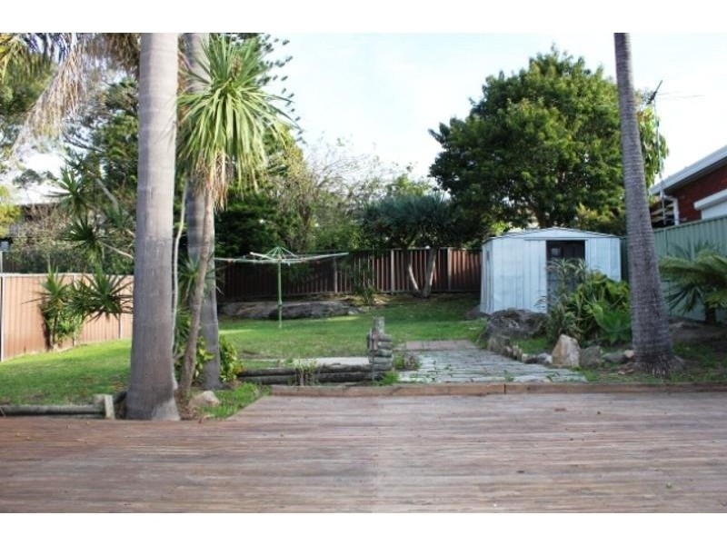 40 Melrose Avenue, Sylvania NSW 2224