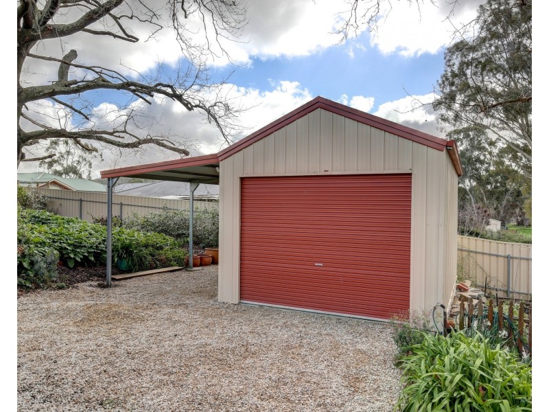 13 Glebe Road, Balhannah SA 5242
