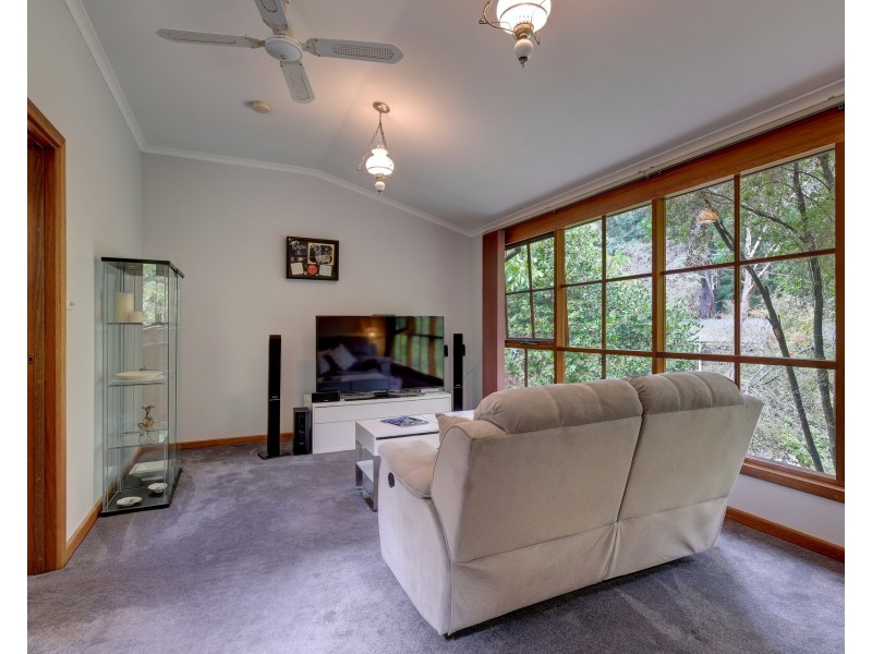 27 Strathalbyn Road, Aldgate SA 5154