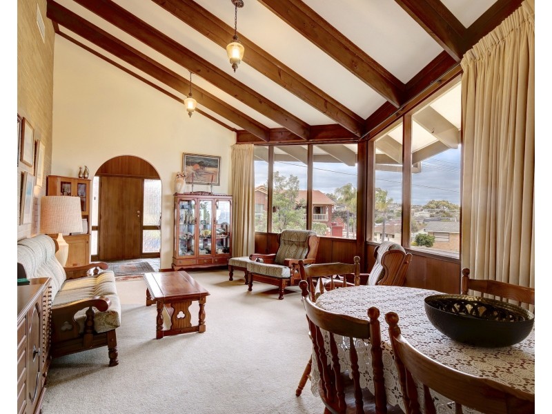 36 Dudley Crescent, Marino SA 5049