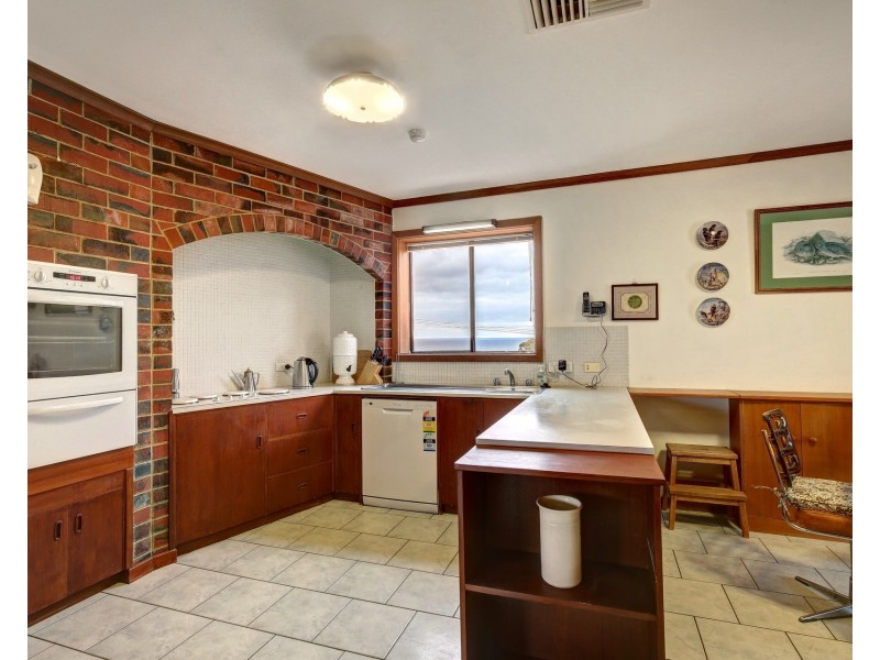 36 Dudley Crescent, Marino SA 5049