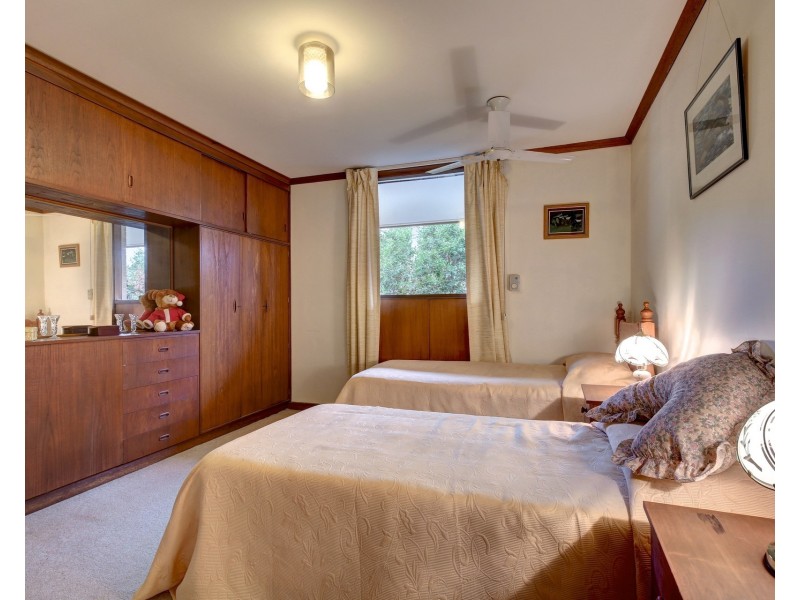 36 Dudley Crescent, Marino SA 5049