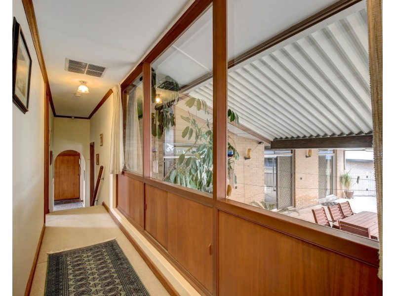 36 Dudley Crescent, Marino SA 5049