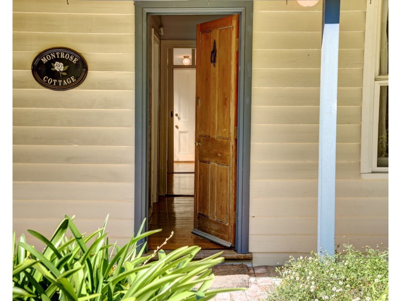 3 Montrose Street, Stirling SA 5152