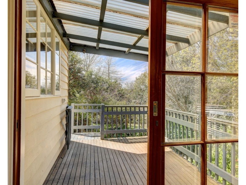 3 Montrose Street, Stirling SA 5152