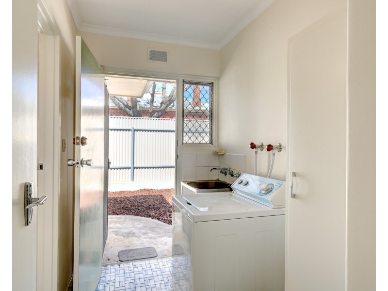 1/9 Barnes Road, Glynde SA 5070