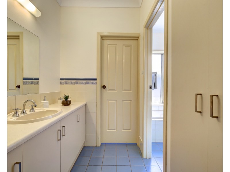 27 Victoria Street, Hahndorf SA 5245