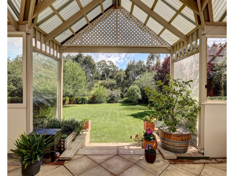 27 Victoria Street, Hahndorf SA 5245