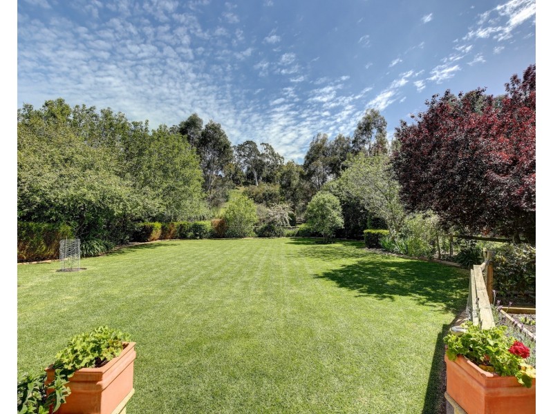 27 Victoria Street, Hahndorf SA 5245