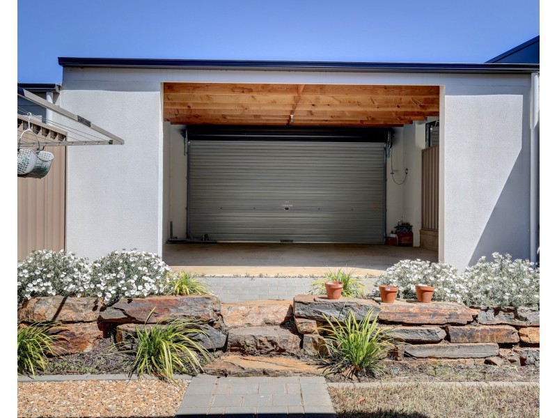 18 Grasmere Avenue, Mount Barker SA 5251