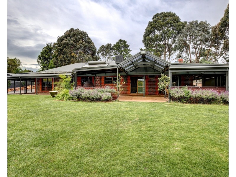 5 Allumba Drive, Ironbank SA 5153