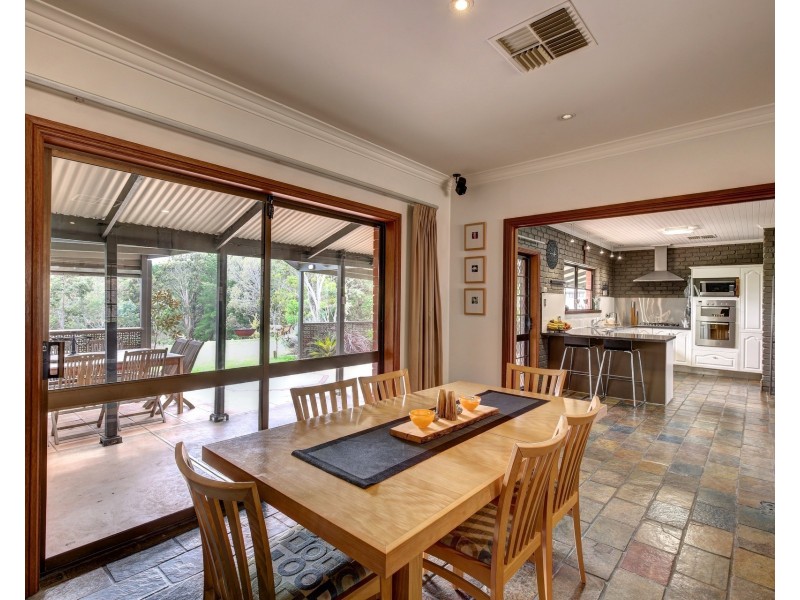 5 Allumba Drive, Ironbank SA 5153