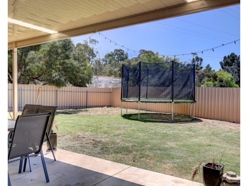 8 Cypress Terrace, Murray Bridge SA 5253