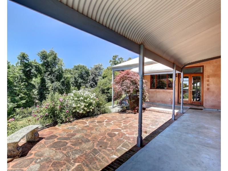 4 Oakbank Road, Stirling SA 5152