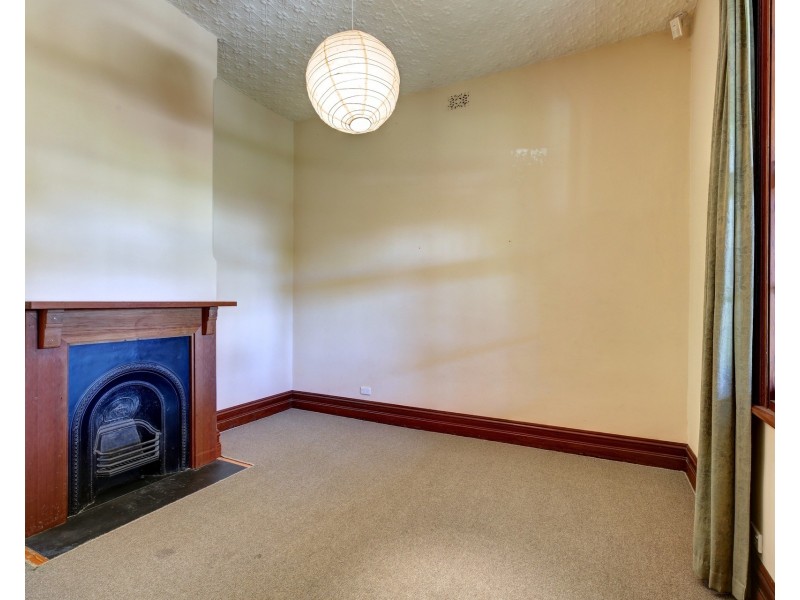 4 Oakbank Road, Stirling SA 5152
