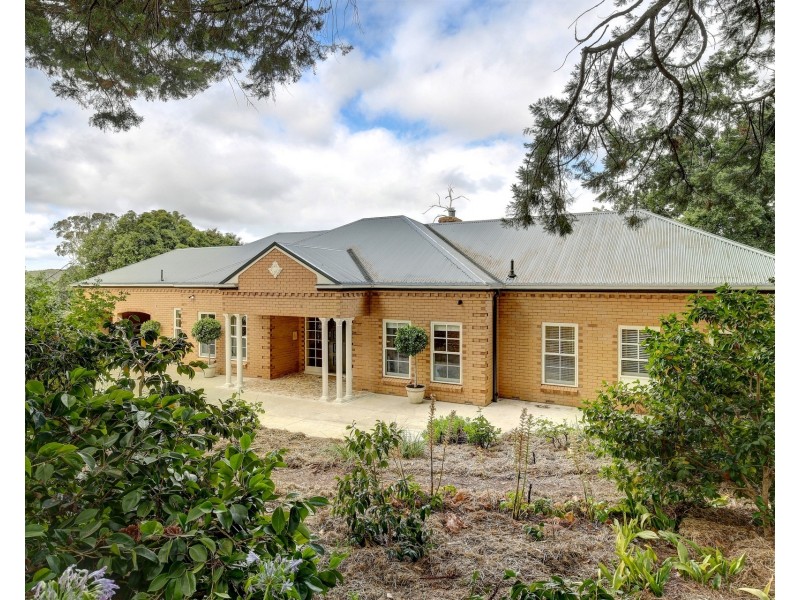 12 St Margaret Drive, Aldgate SA 5154