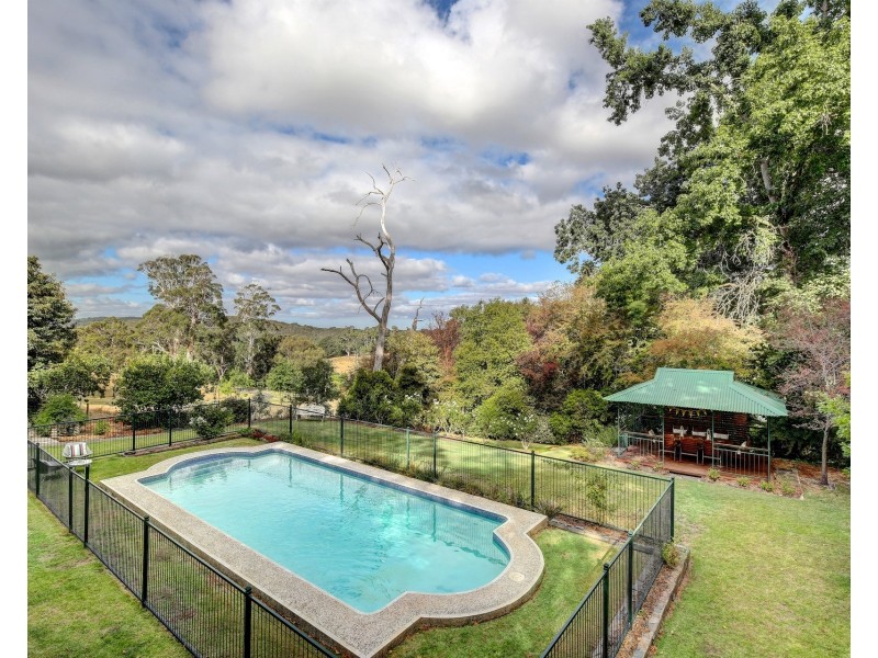 12 St Margaret Drive, Aldgate SA 5154