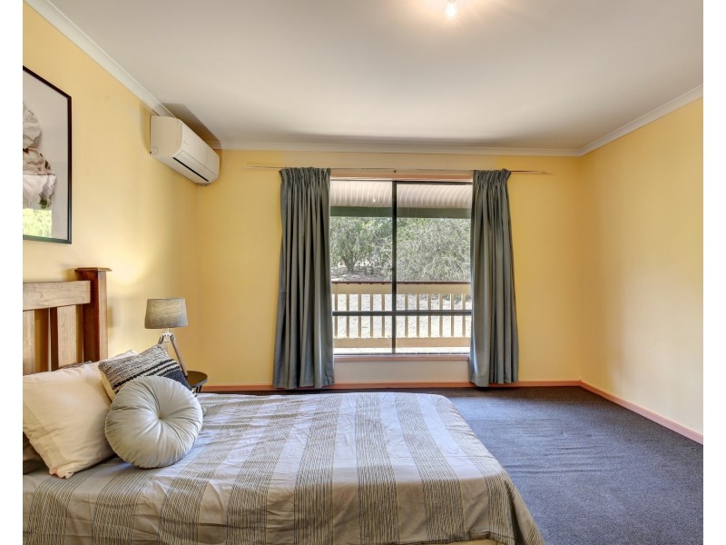 9 Dalmeny Drive, Mount Barker SA 5251