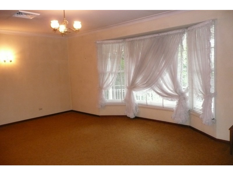 126 Murray Farm Road, Beecroft NSW 2119