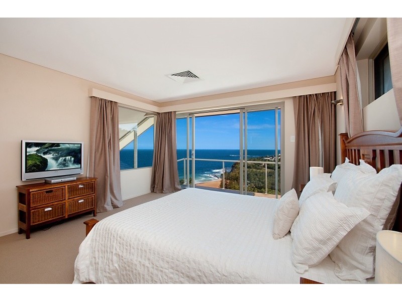 9 Plateau Road, Bilgola NSW 2107