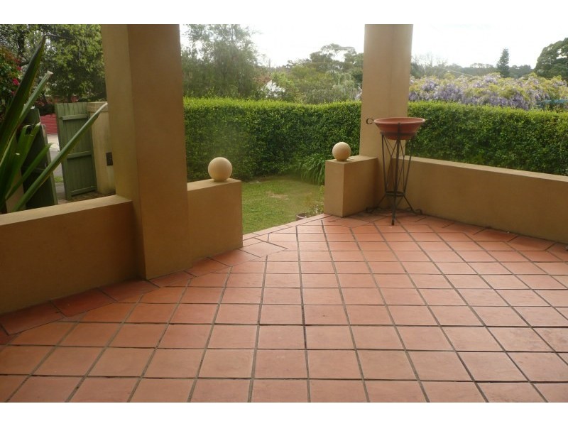 1 Karingal Street, Seaforth NSW 2092