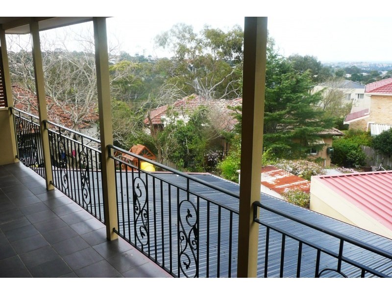 1 Karingal Street, Seaforth NSW 2092