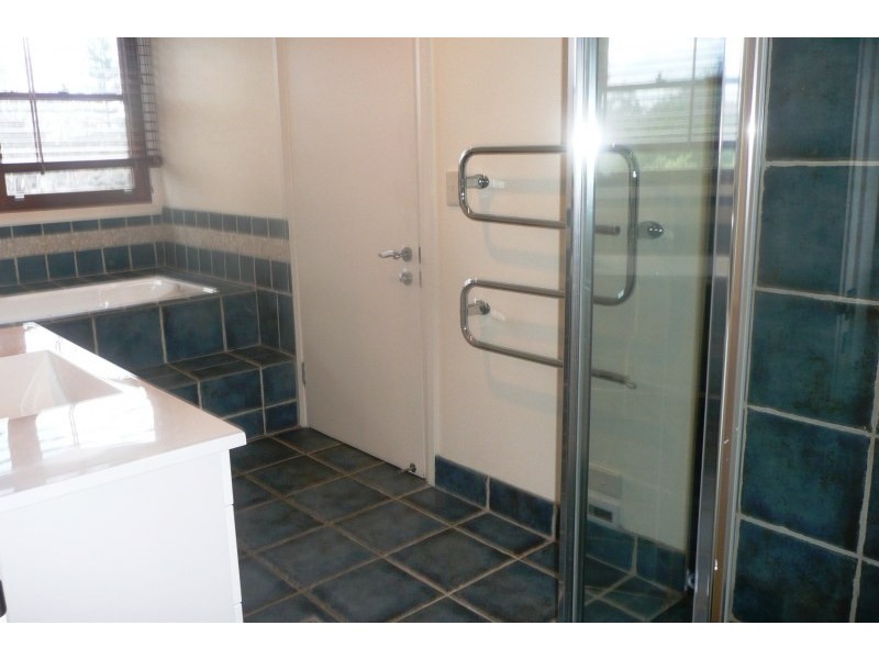 1 Karingal Street, Seaforth NSW 2092