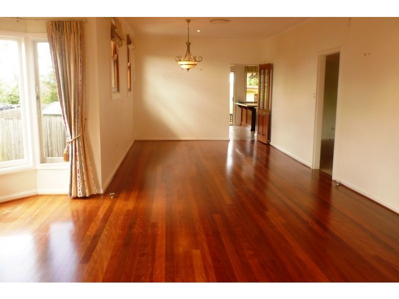 1 Karingal Street, Seaforth NSW 2092