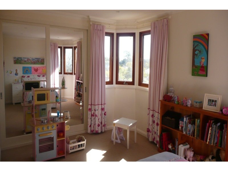 1 Karingal Street, Seaforth NSW 2092