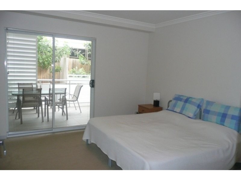 Unit 6/11 Holborn Avenue, Dee Why NSW 2099