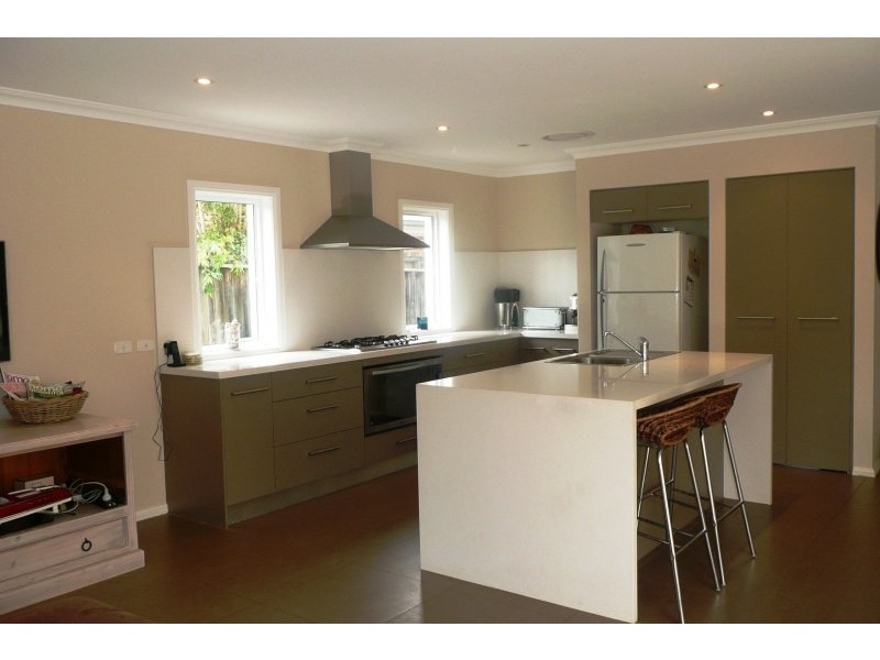 11 Mahogany Boulevard, Warriewood NSW 2102