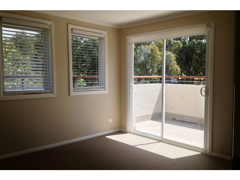 11 Mahogany Boulevard, Warriewood NSW 2102