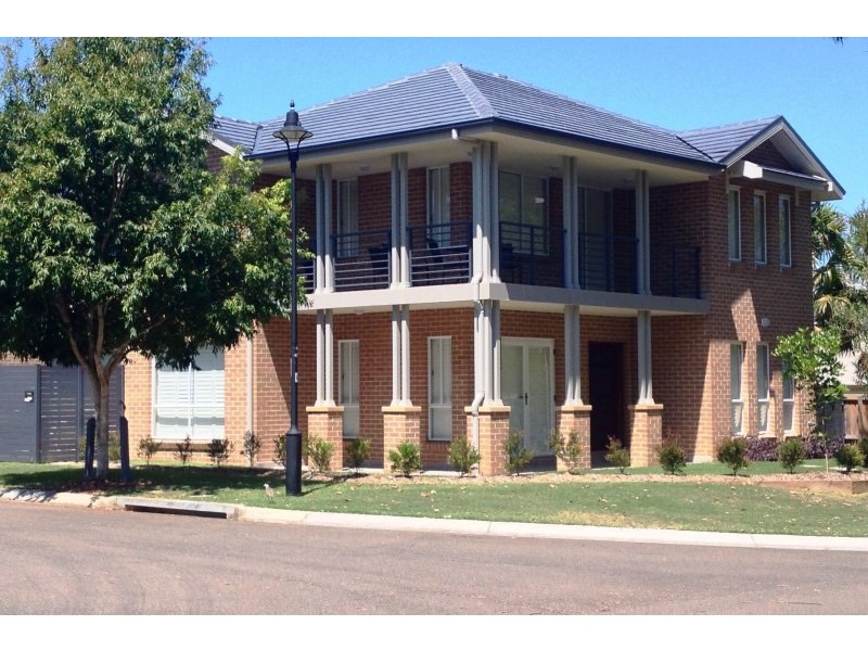 1 Grevillea Avenue, Warriewood NSW 2102