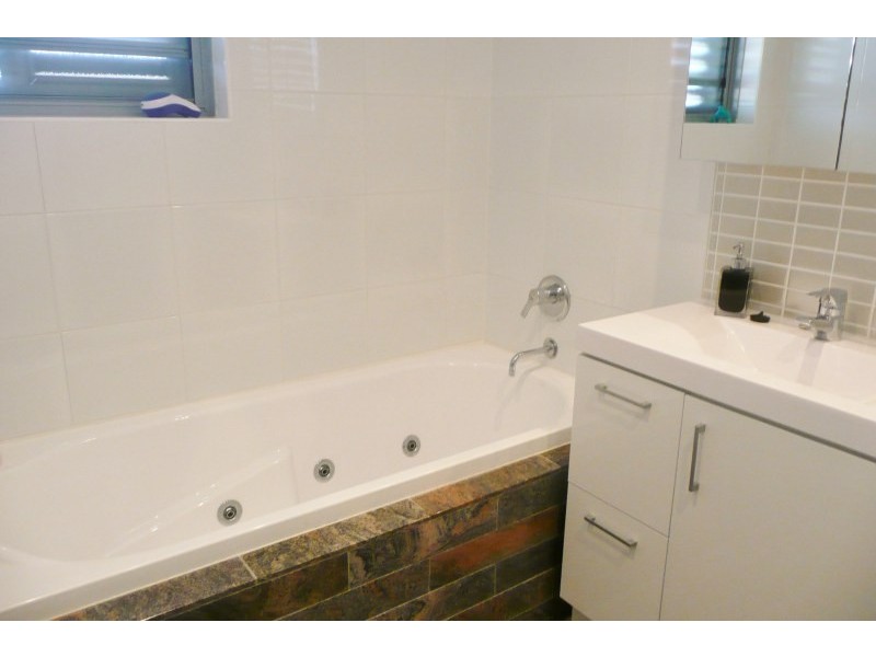 Unit 6/9-11 Gondola Road, North Narrabeen NSW 2101