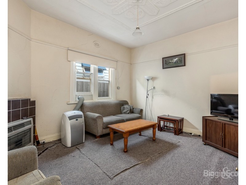10 Maddock Street, Footscray VIC 3011